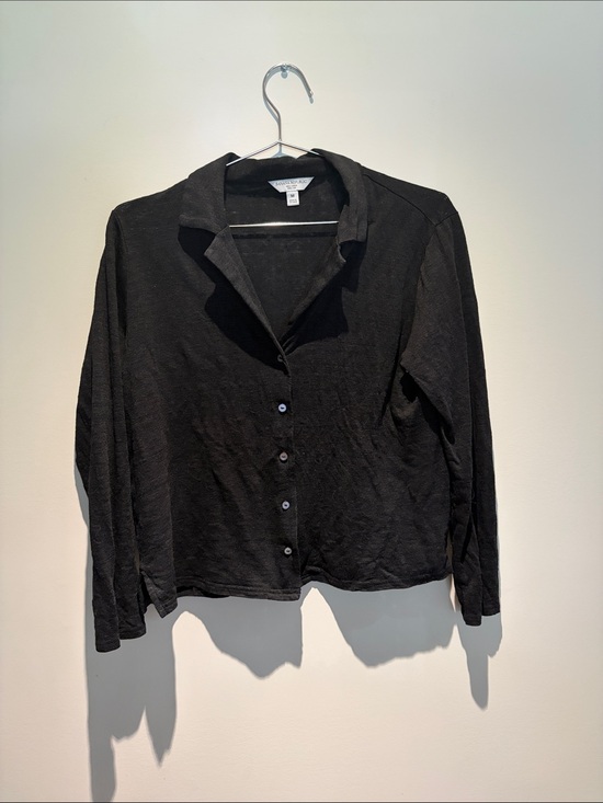 Banana Republic Tops - Banana Republic Black Linen Button-Up Shirt